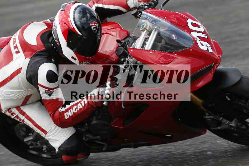 /21 17.06.2026  Ducati Schweiz Track Warmup ADR/Gruppe gruen/910
